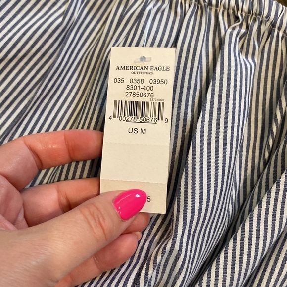 American Eagle Off The Shoulder Top striped Blue White Medium M NWT NEW - Picture 3 of 9